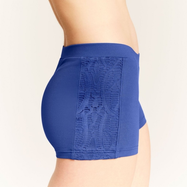 CROCHET LACE SIDE PANEL SHORT